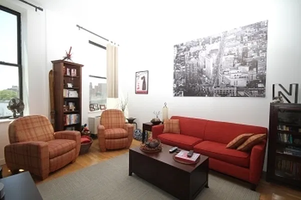 Sold by MNS | media 3