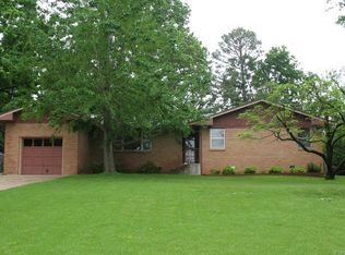 205 E Fuller St, Tahlequah, OK 74464