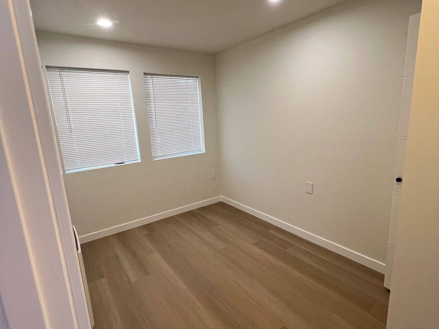 3 bed, 1709 sqft, $3,600 — Photo 2