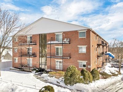1506 Gorham St APT 208, Lowell, MA, 01852