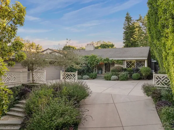 585 Lorna Ln, Los Angeles, CA 90049