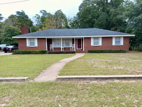 1125 4th Ave, Kingstree, SC 29556