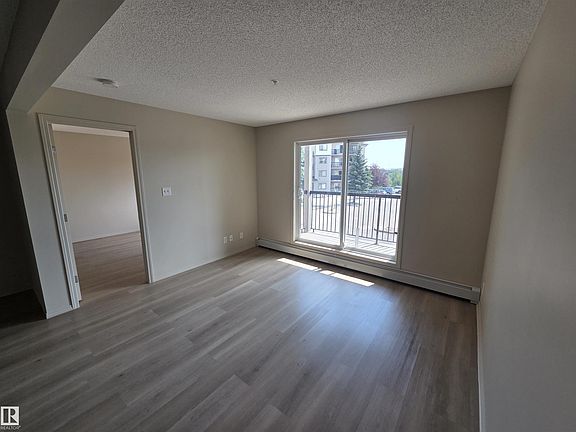 3rd image of 1180 Hyndman Rd NW #223