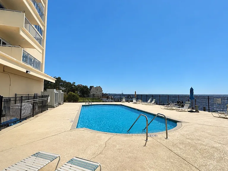 825 Bayshore Dr — Photo 22