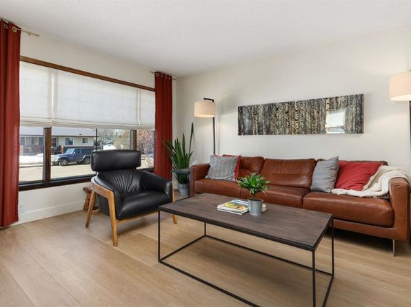 5007 W 44th St, Camrose, AB T4V 1C3