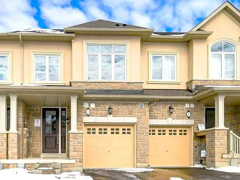 33 Talence Dr — Photo 1