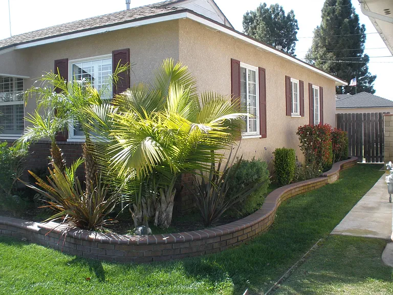 5325 Dunrobin Ave — Photo 4