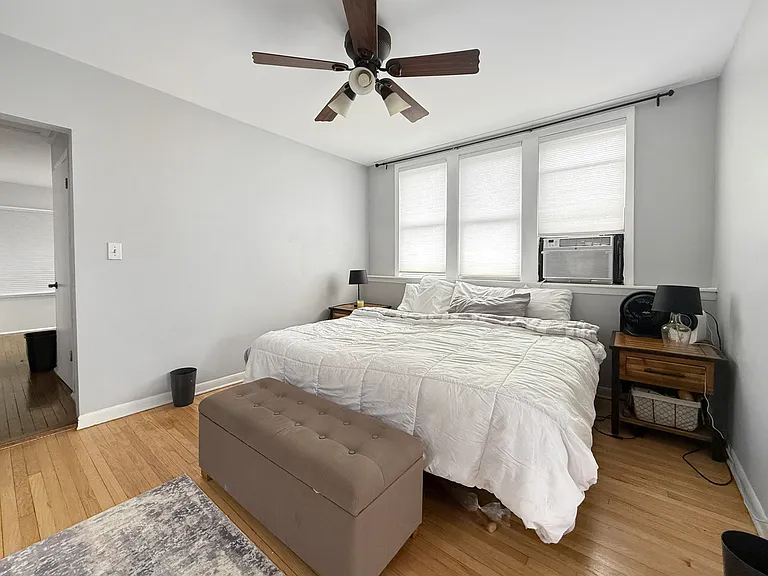 1140 S Harvey Ave — Photo 6
