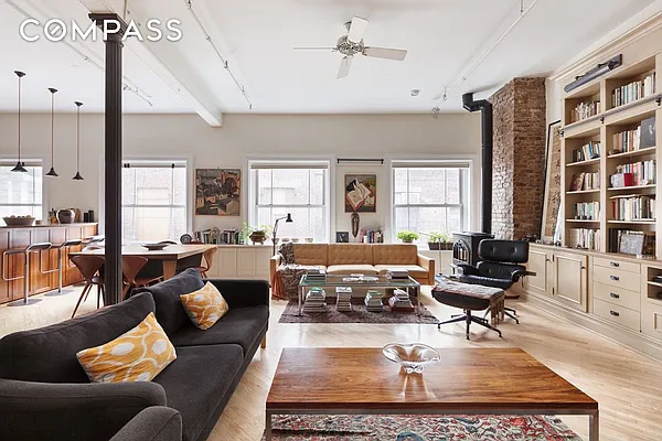 Sold by Compass | media 2