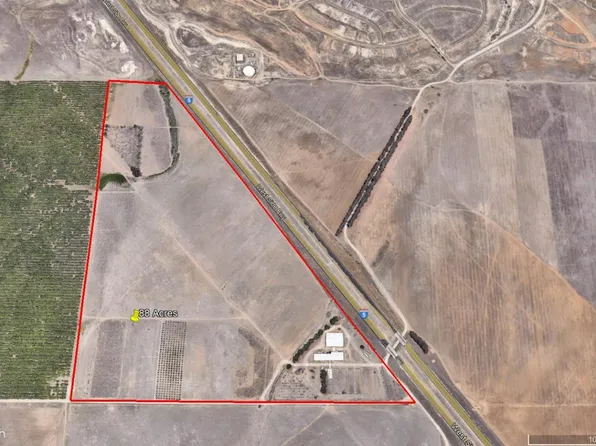 18811 Volta Rd, Los Banos, CA 93635