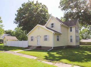 301 S Monroe St, Armington, IL 61721