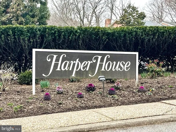 111 Hamlet Hill Rd Unit 906, Baltimore, MD 21210