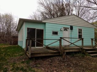 18 Beach Rd, Copake, NY 12516