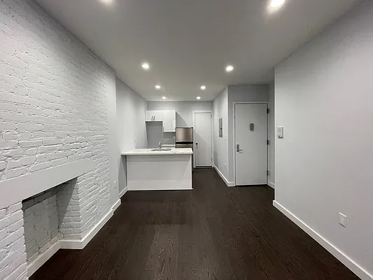 Rented by Lalezarian Properties | media 5