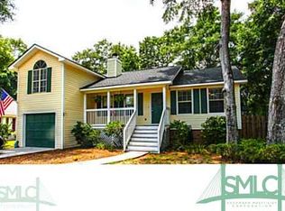 3 S Lake Dr, Savannah, GA 31410