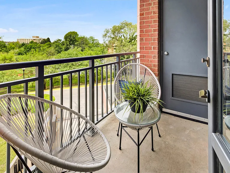 Model Patio
