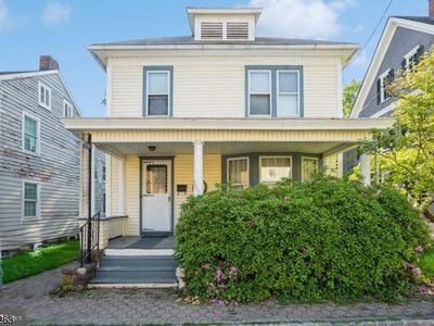 303 Harrison St, Frenchtown, NJ, 08825