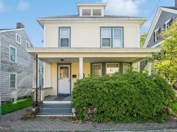 303 Harrison St, Frenchtown Boro, NJ 08825
