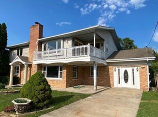 6033 56th Ave, Kenosha, WI 53142