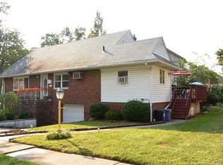 719 Clark Ave, Ridgefield, NJ 07657