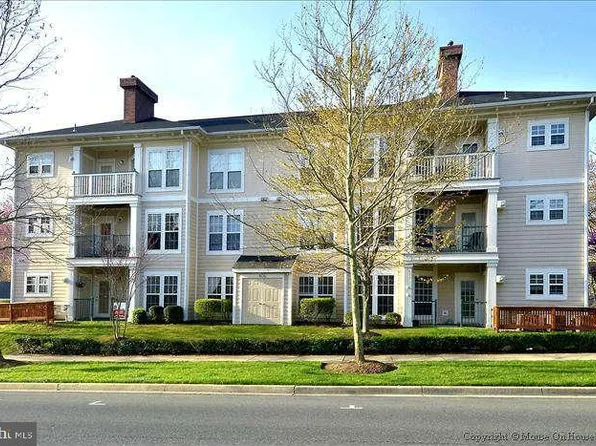 406 Kentlands Blvd APT 203, Gaithersburg, MD 20878