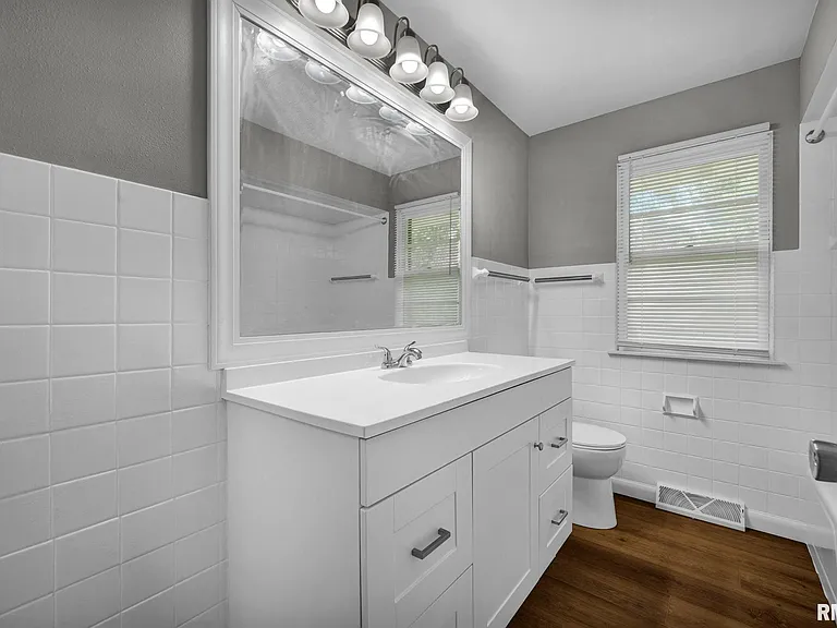 1407 W Sunnyview Dr — Photo 19
