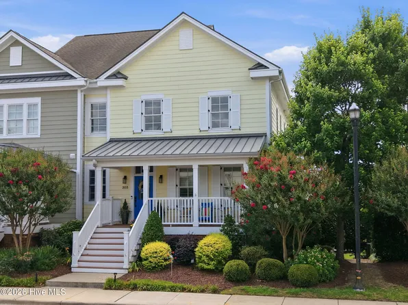 203 S Academy Street, Washington, NC 27889
