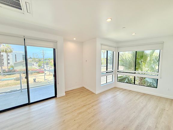 2nd image of 11500 Culver Blvd APT 300