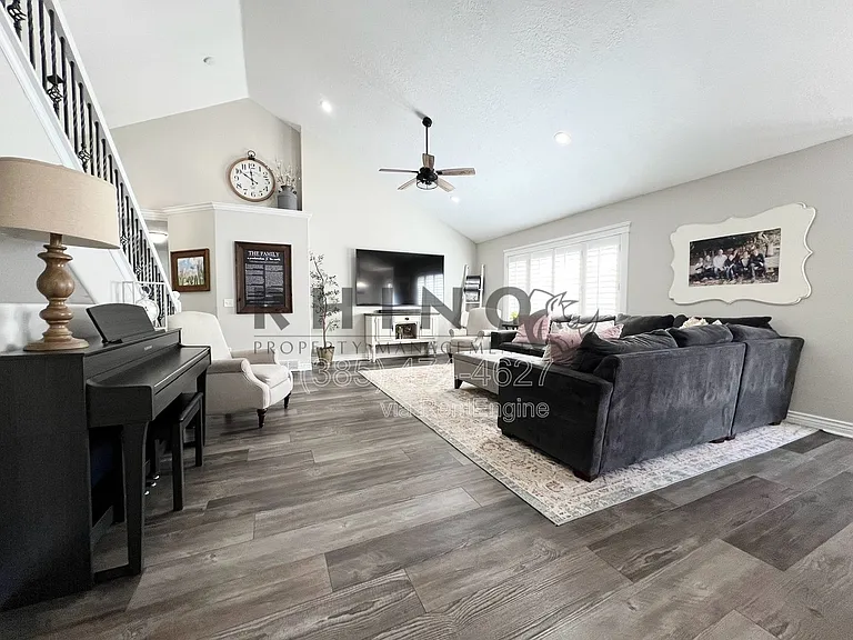 4921 W Weatherwood Ln — Photo 8