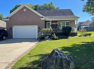 5726 Hogue Rd, Evansville, IN 47712
