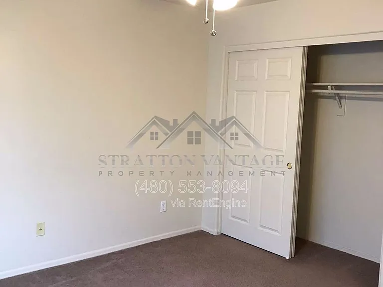 2919 S 93rd Ave — Photo 10