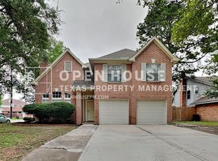 16922 Colony Creek Dr, Spring, TX 77379