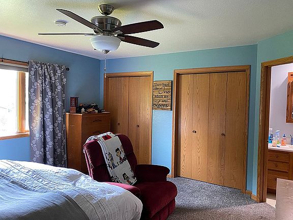 2nd image of 5 Woodlane Dr
