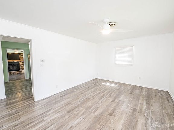 2nd image of 131 William St