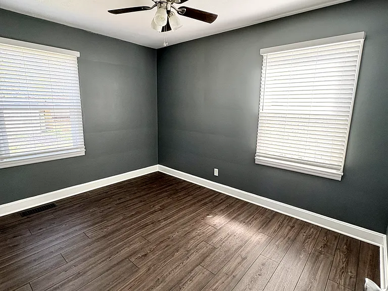 316 Fairview Dr — Photo 13