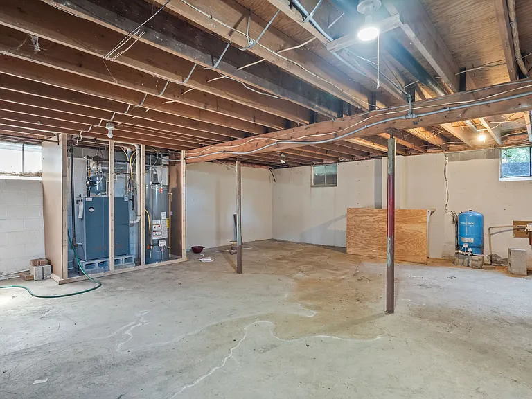 5810 Burkey Rd — Photo 24