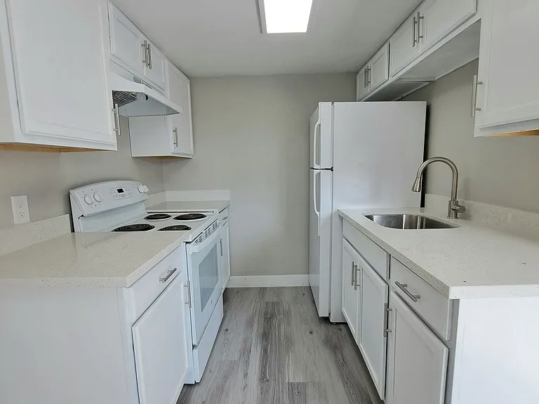 2556 S Van Patten St — Photo 1