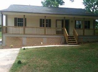 2933 Triangle Lake Rd, High Point, NC 27260