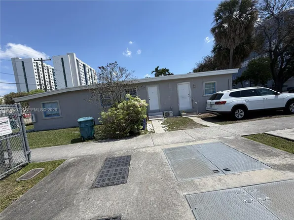 10793 SW 6th St, Miami, FL 33174