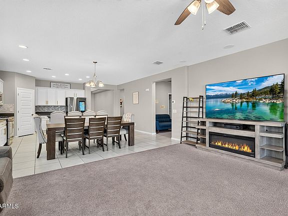 5th image of 17986 W FULTON Street