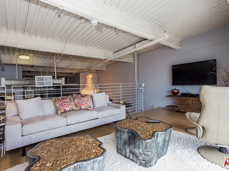 1130 S Flower St #416 — Photo 9