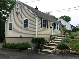 7 Chelene Rd, Norwalk, CT 06851