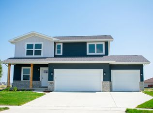 2184 Granby Ln, Normal, IL 61761