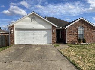 911 SW Cheyenne Dr, Bentonville, AR 72712