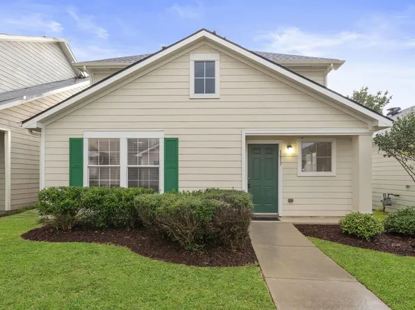 1617 Nichole Woods Dr, Houston, TX 77047