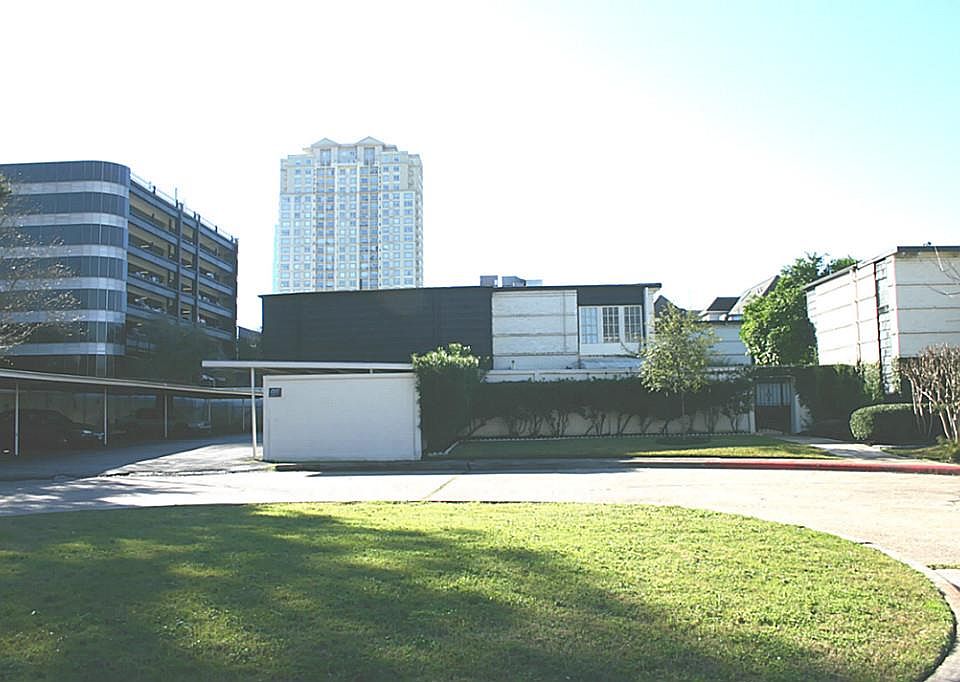 1st image of 5107 Del Monte Dr APT 4