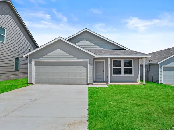 120 Autumn Trail, Floresville, TX 78114