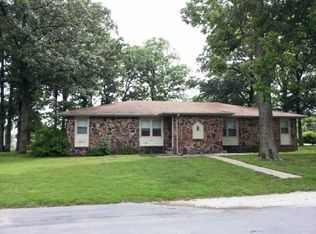 1902 Bellerive Dr, Nixa, MO 65714