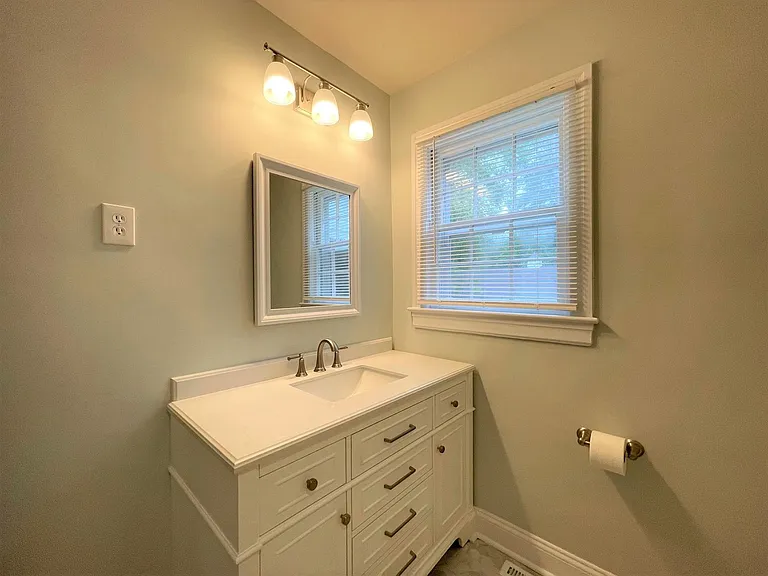 707 N Brunswick Ave — Photo 16