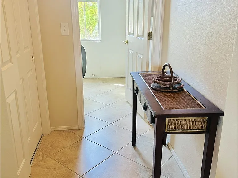 2988 Yellow Springs Ct — Photo 20